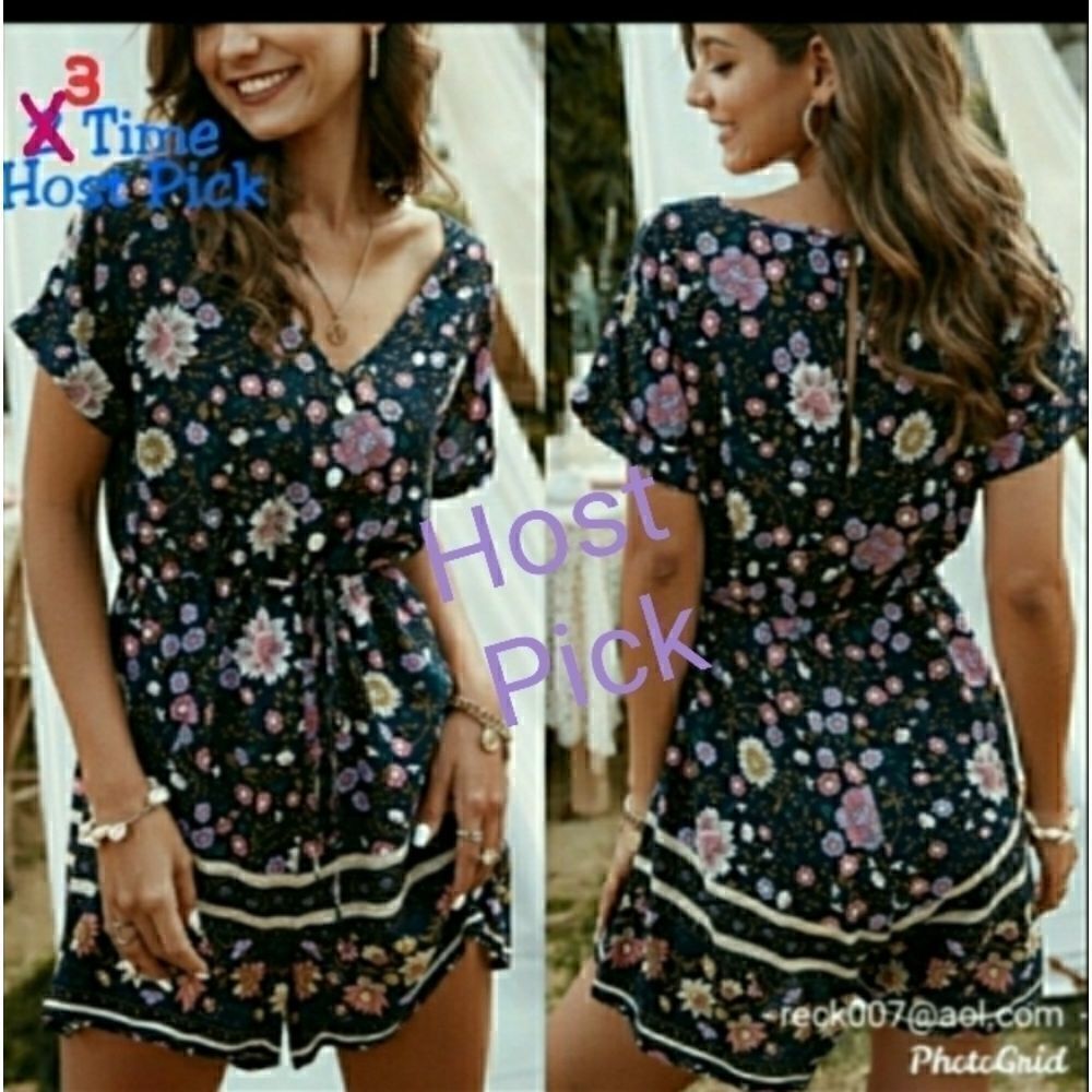 Navy Floral pattern Romper - Picture 2 of 10
